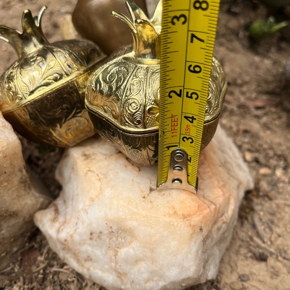 Metal 2 Turkish Pomegranates Decorative Home Mediterranean. Not the small vase. - Picture 8 of 8